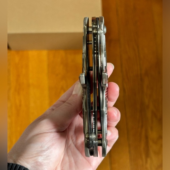 Vintage UFO Fantasy Knife with Stand - Picture 11 of 13